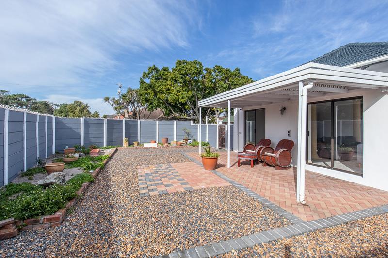 To Let 3 Bedroom Property for Rent in Plumstead Western Cape